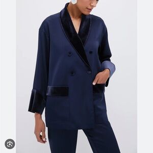 Tuckernuck Elegant Navy Double-Breasted Smoking Jacket